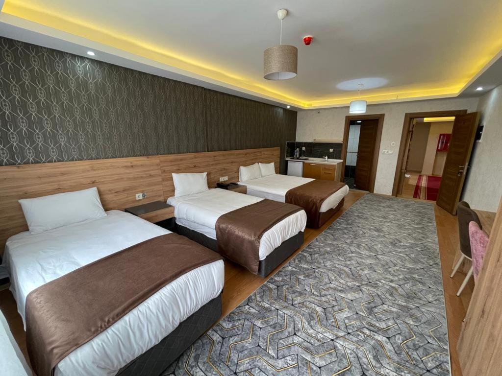 Indiana Hotel 반 외부 사진